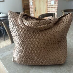 Elegant Tan Woven Women's Bag small